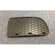 R32 Front Bumper Grille - Left